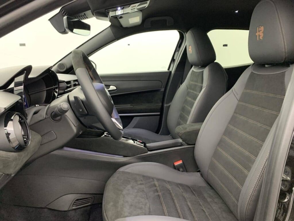 alfa romeo junior 5beea2368834e61d16ab525bf7f83432