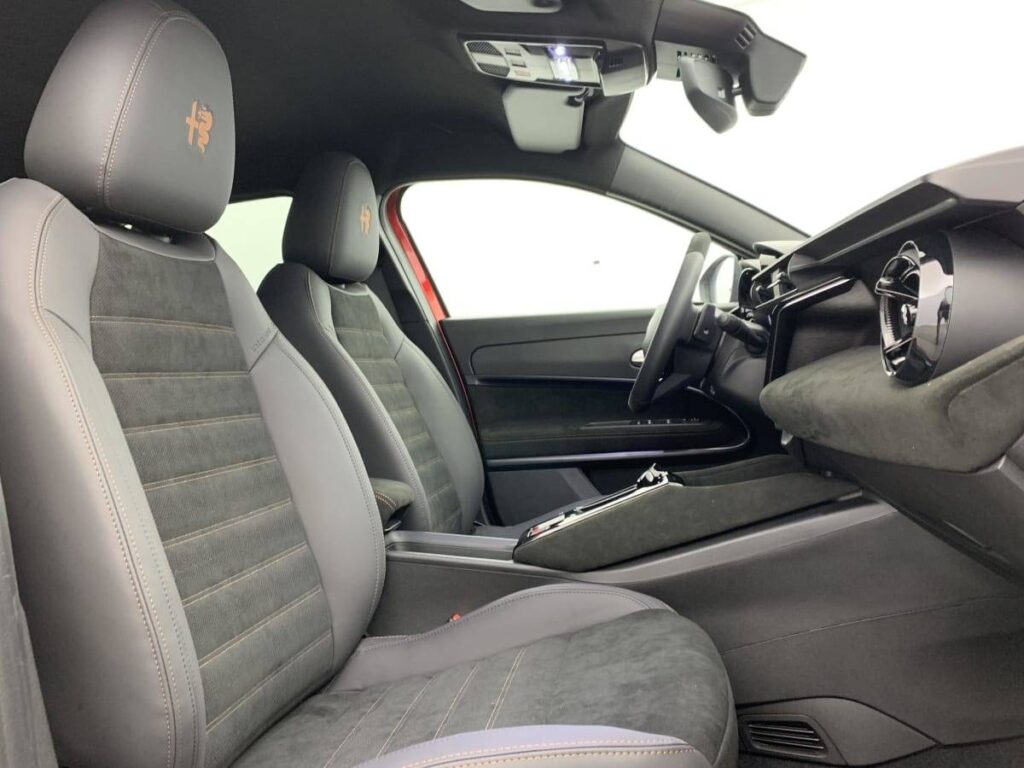 alfa romeo junior cbdf216b0fa719e0c940a14bf6bff9e1