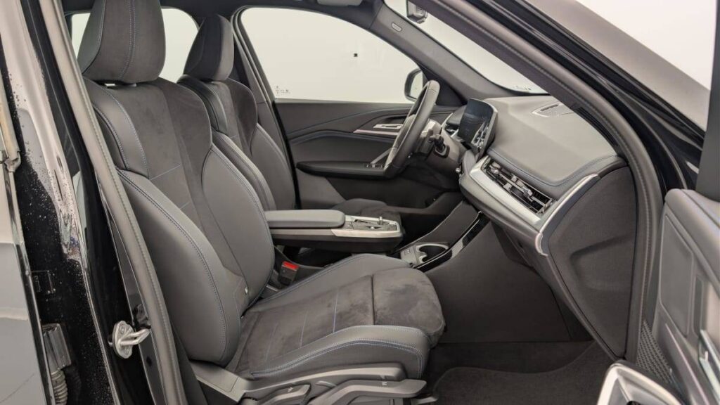 bmw x1 u11 2060c24b4ab61f3aeda38e296dce249c